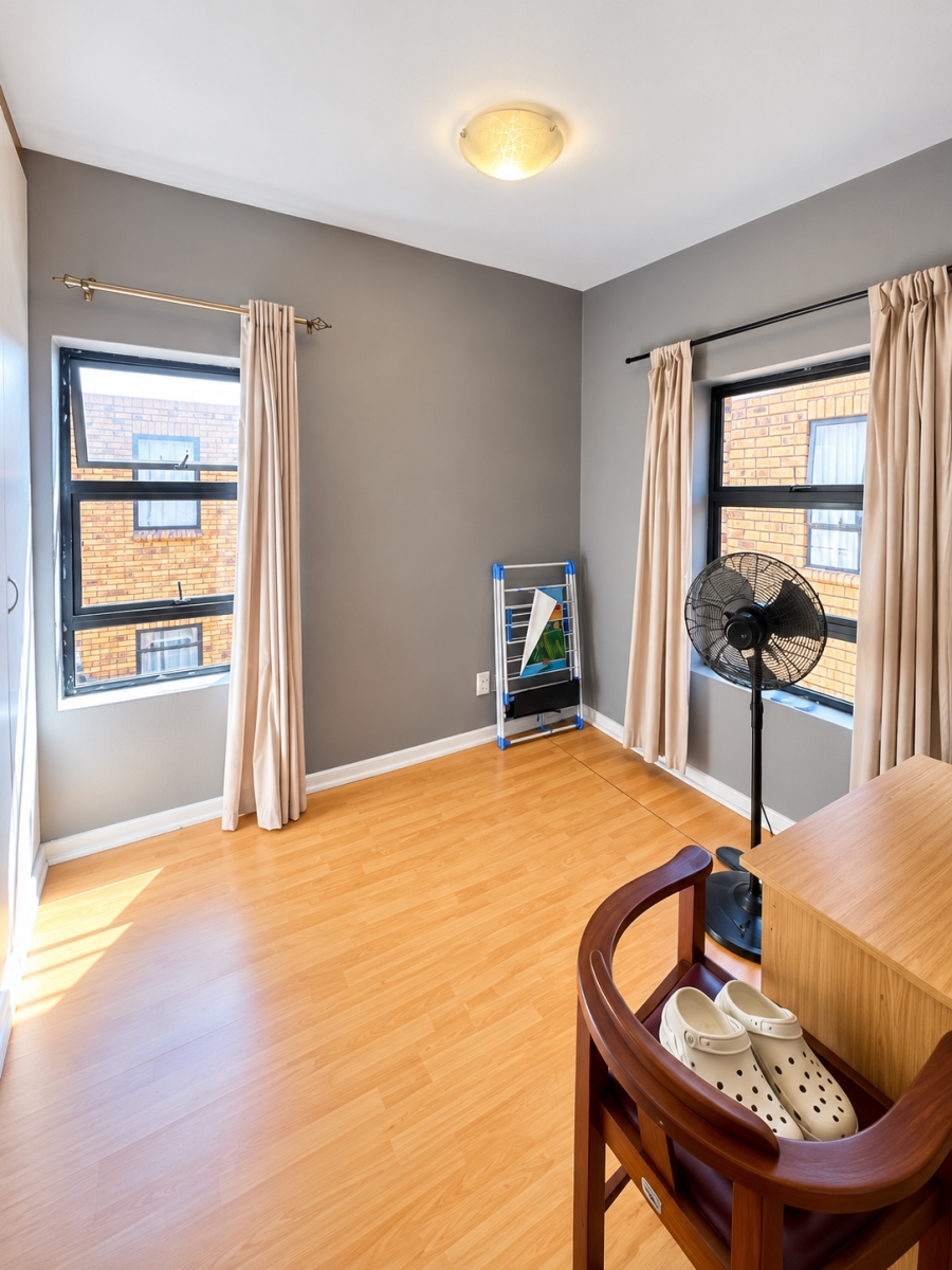 To Let 2 Bedroom Property for Rent in Kuils River South Western Cape